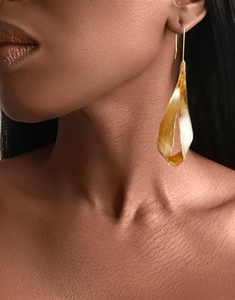 ARISH Orecchini pendenti lunghi in oro gingko con acqua