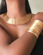 Carregar imagem no visualizador da galeria, GODDESS Gold Bamboo Choker &amp; Bracelet Set
