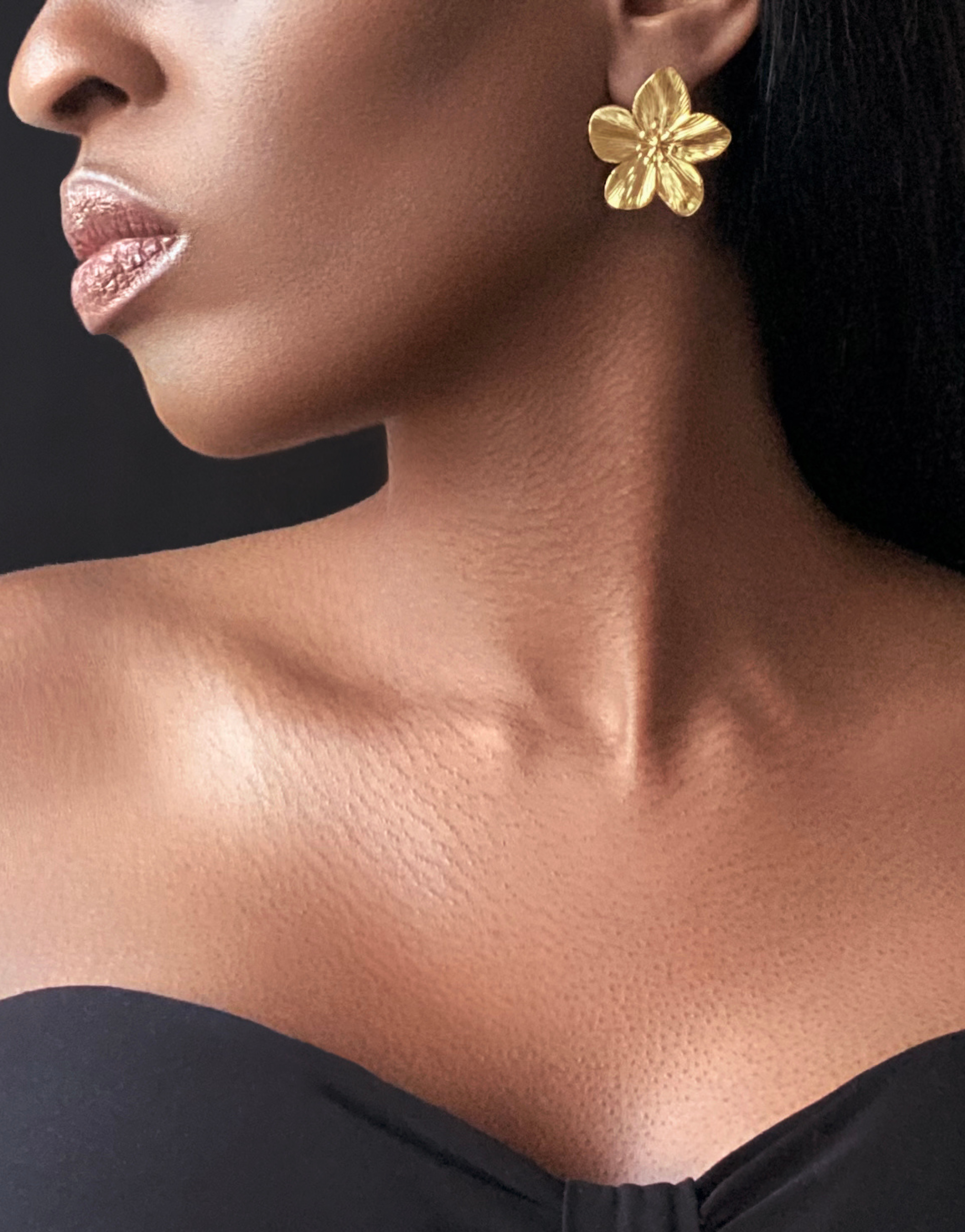 ABYDOS Chunky Gold Flower Earrings