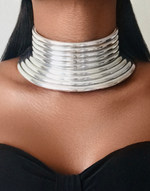 Carregar imagem no visualizador da galeria, TANTA Silver Statement African Choker
