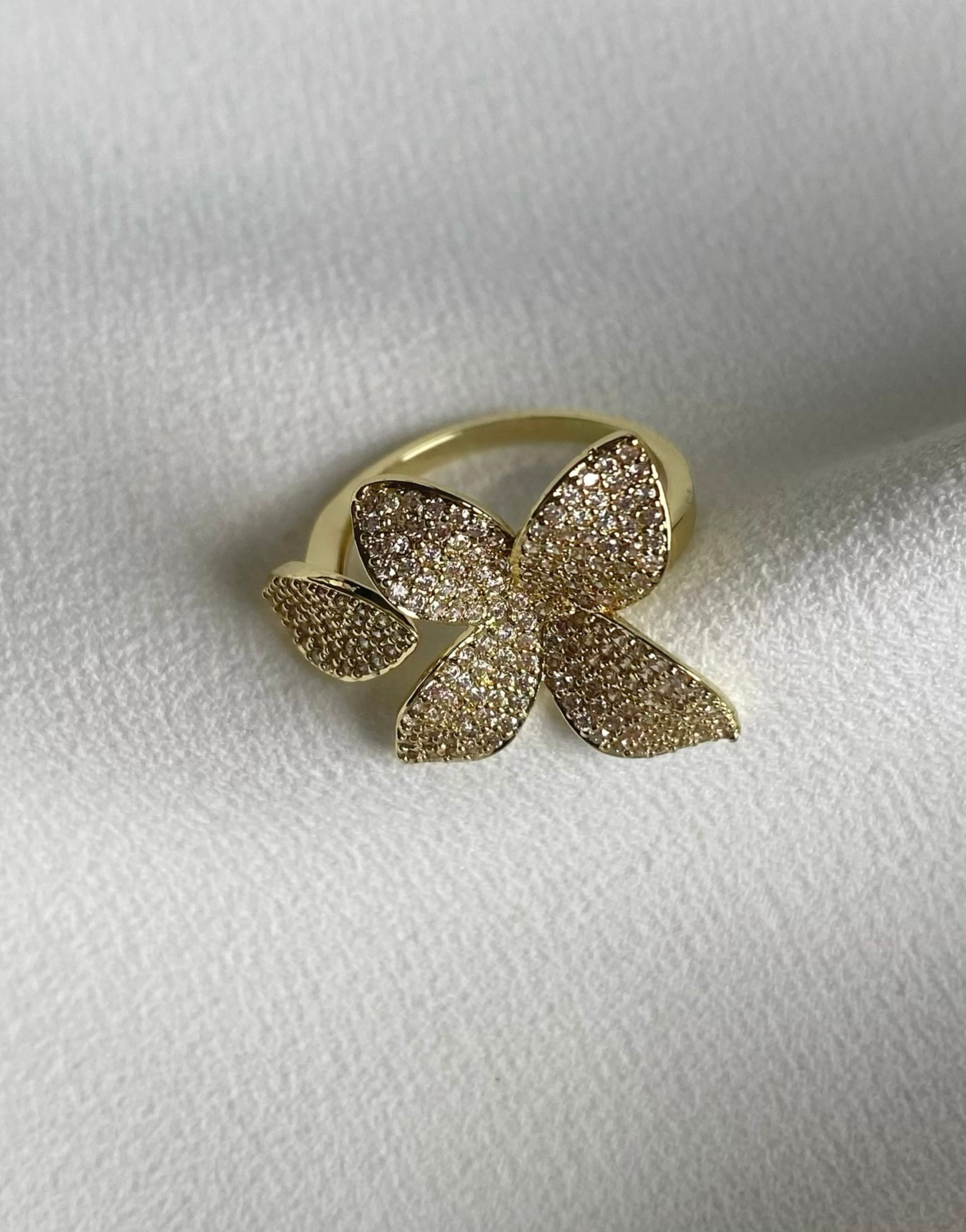 TRUE HAVEN Flower Jewel Ring Gold - Adjustable