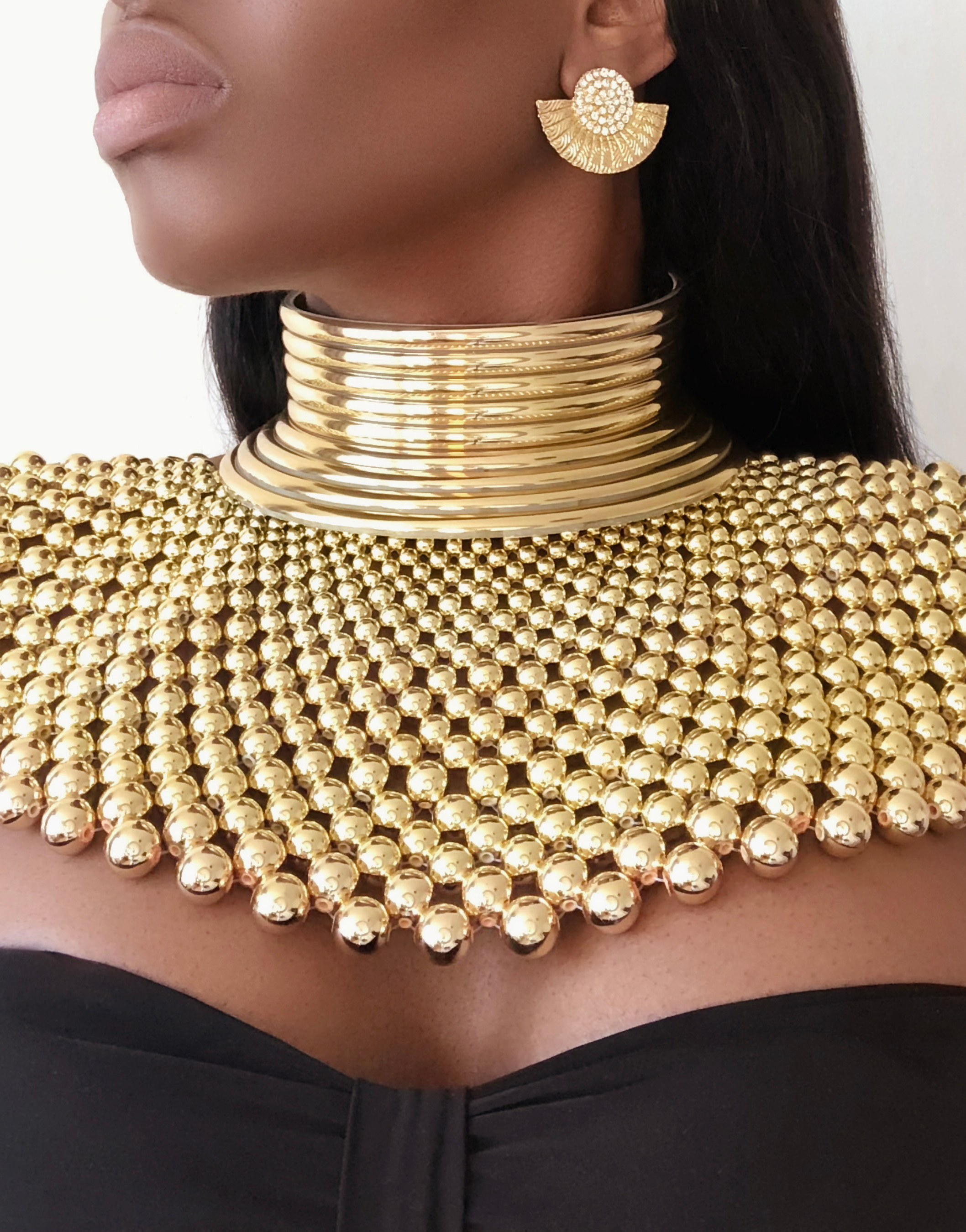 NEBETTAWY Gold Beaded Choker Necklace and Earrings