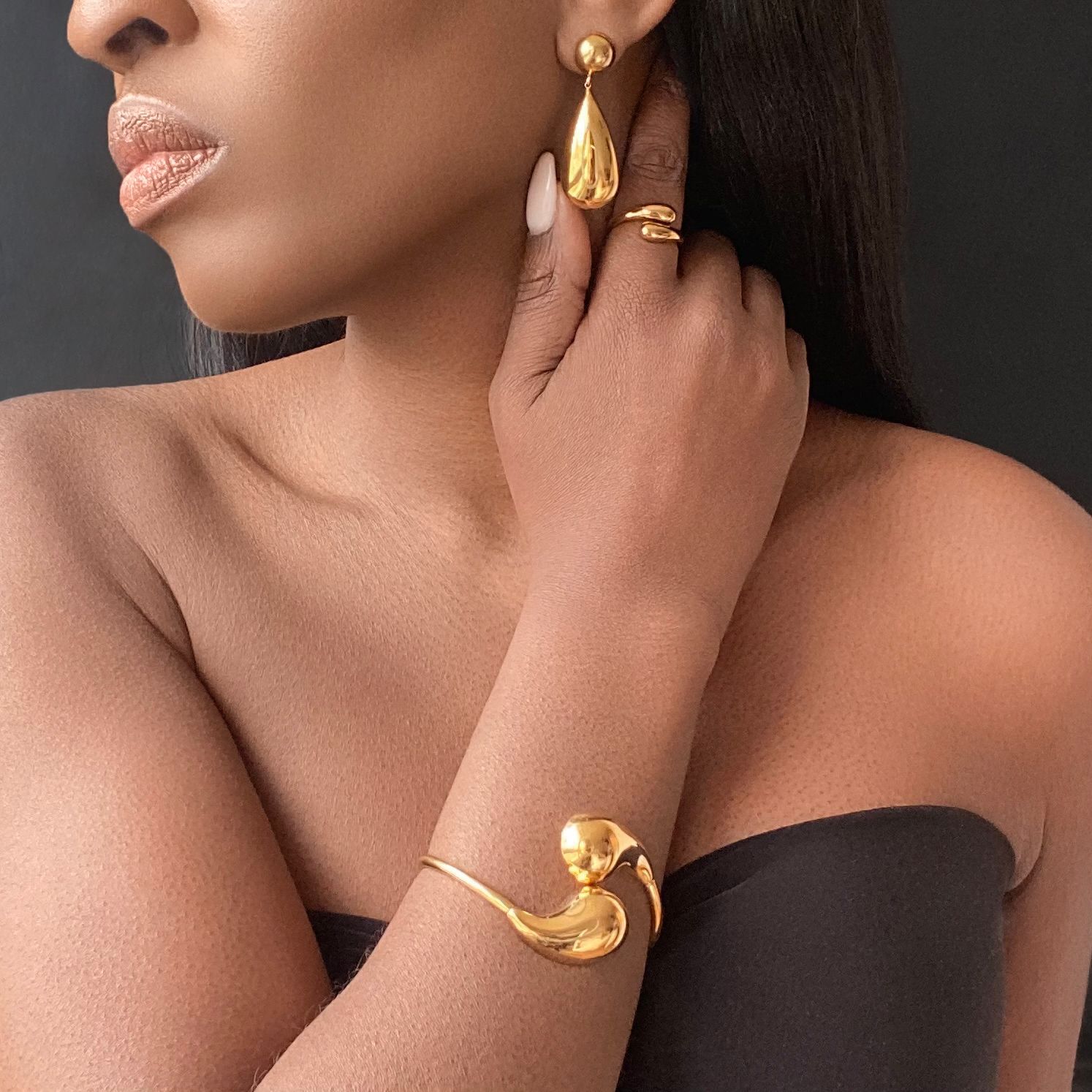 DELUXE Gold Stud Drop Earrings Bracelet & Ring Set - Adjustable