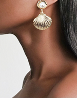 Charger l&#39;image dans la galerie, BELBEIS Shell Gold Pearl Earrings
