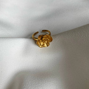 ROSA Statement Ring Gold - Adjustable