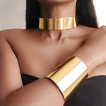 Afbeelding in Gallery-weergave laden, CLEOPATRA Statement Gold Choker &amp; Bracelet Manchette Set
